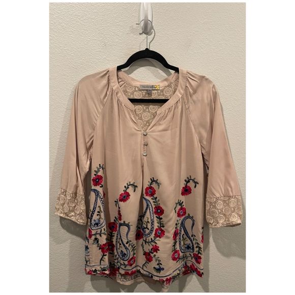 Anthropologie Tops - FIGUEROA AND FLOWER Embroidered 3/4 Sleeve Multicolor Floral Cream Blouse